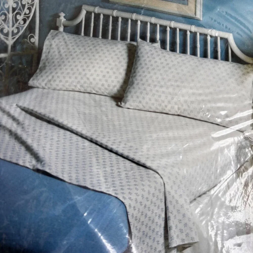 Danberry Twin Size Flat Sheet‎ Blue Floral Print Muslin Cottagecore Vintage New